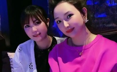 荫蒂被男人添舒服了九浅一深